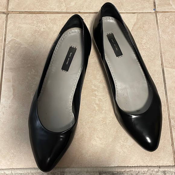 Blk flats - Picture 1 of 2